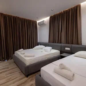 Hotel Rest Hour, Ksamil